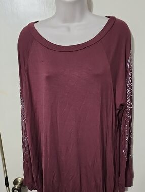 Maroon Long Sleeve Tunic with Printed Sleeve Detail